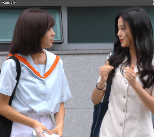 [프로듀스48] 오늘자 향후 스타쉽 미래플 책임질 안유진, 장원영 출근길.jpg | 인스티즈
