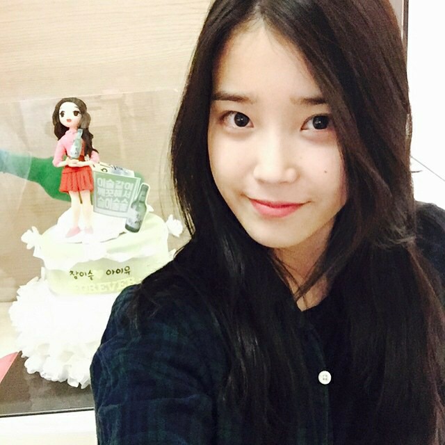 아이유 | 인스티즈