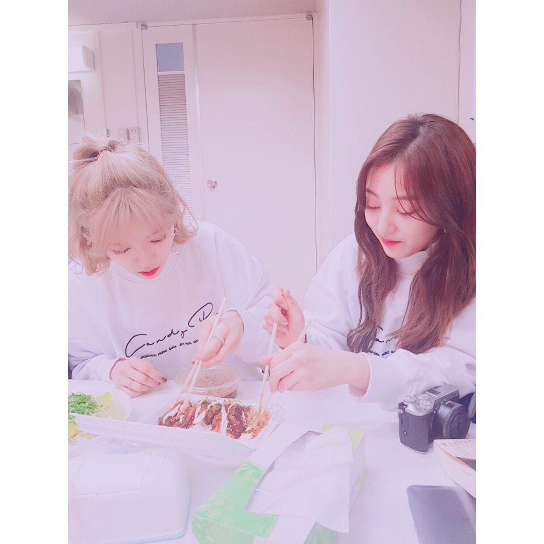 오늘 폭풍업로드한 트와이스 지효인스타그램.jpg | 인스티즈
