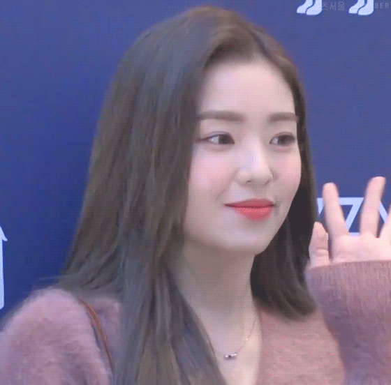오늘자 헤지스 플래그쉽스토어 행사 레드벨벳 아이린.jpgif | 인스티즈