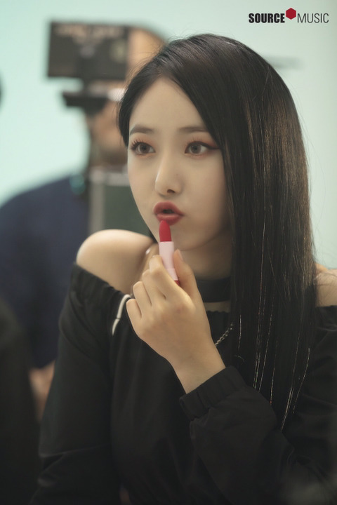 여자친구 신비 wow thing 뮤비 촬영 비하인드 포토 (데이터) | 인스티즈