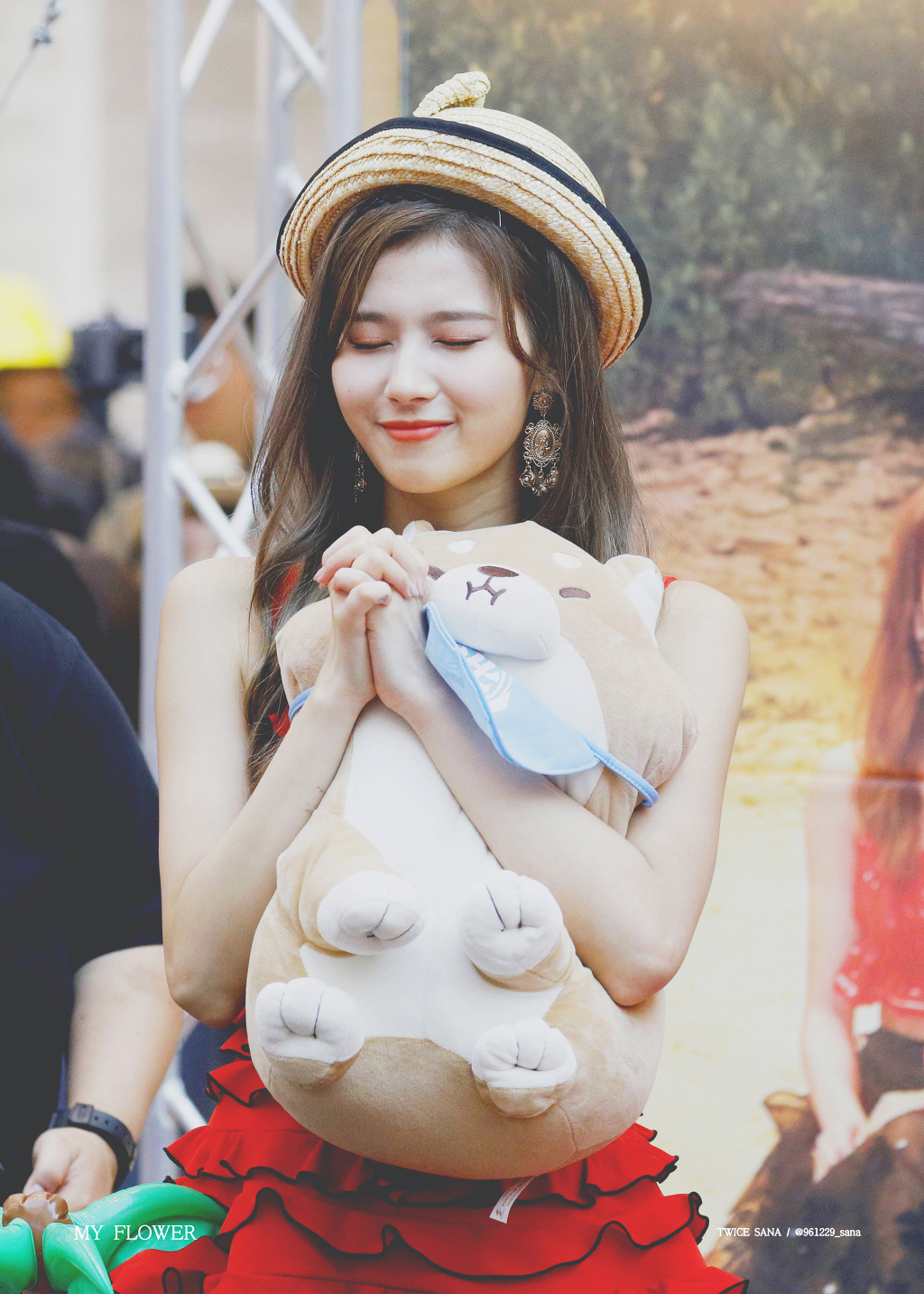 오늘이 생일인 트와이스 사나.jpgif (335장) | 인스티즈