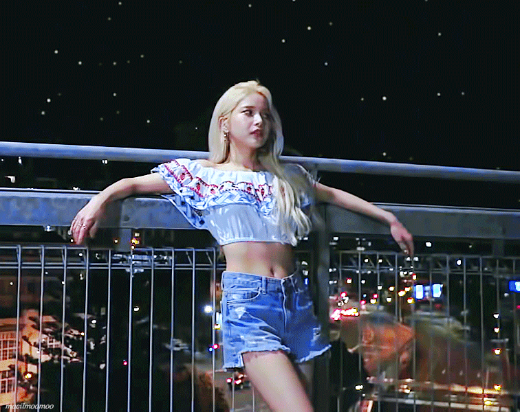 섹시퀸 마마무 솔라 | 인스티즈