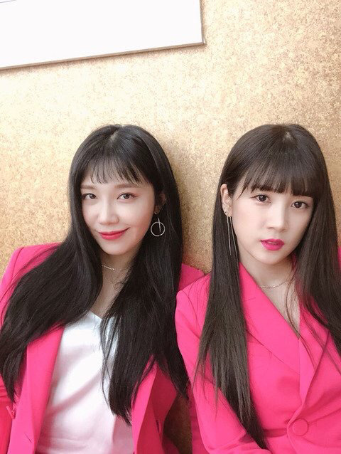 [에이핑크] 주말이라 시간이 잘 가는 것 같아서 박초롱 | 인스티즈