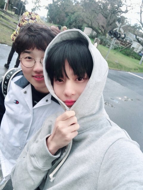 코디가 마음에 들지 않았던 아이돌홈마 | 인스티즈