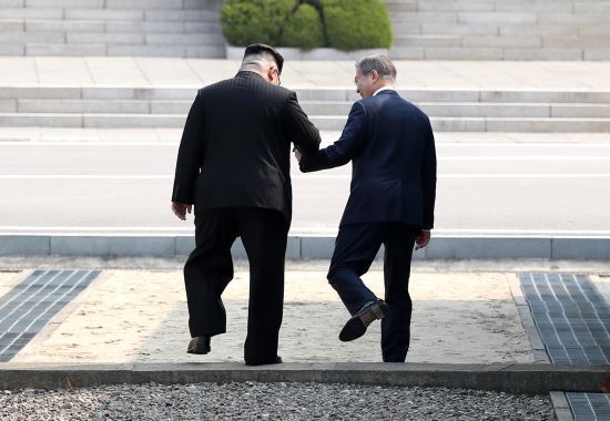 온 우주가 나서서 도와줬다고 설명할 수 밖에 없는 대한민국의 2년 | 인스티즈